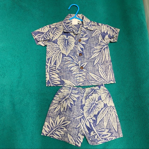 Other - Used, Toddler/boys Hawaiian pair of Shirt&Short Other - Used, Toddler/boys Hawaiian pair of Shirt&Short